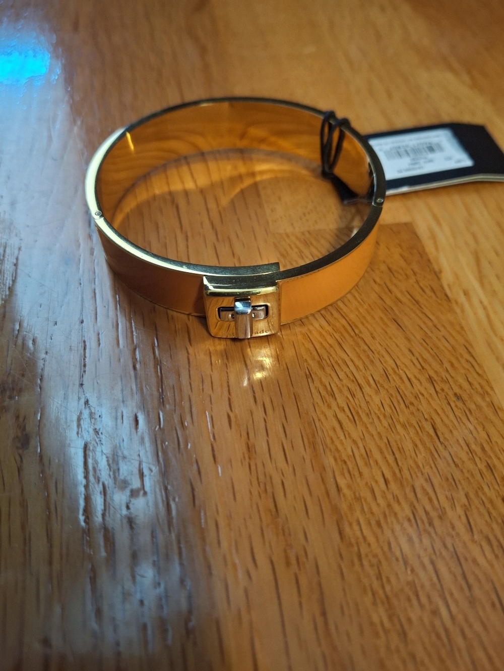 Kate Spade New York Phoebe Enamel Turnlock Bangle NWT